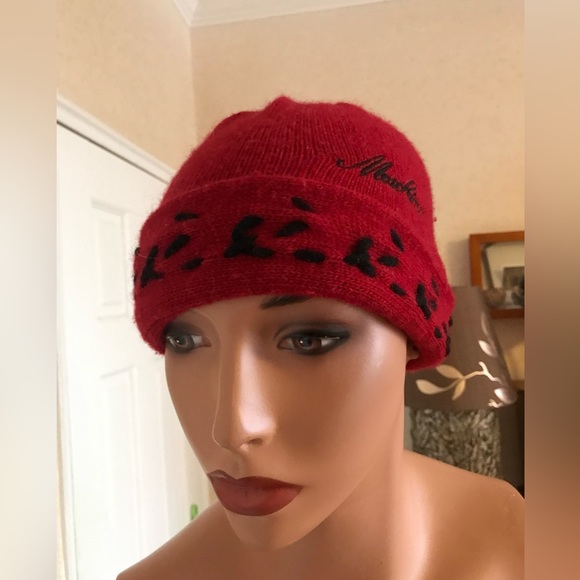 Moschino red head either black detailing. In like new condition. - Picture 3 of 6